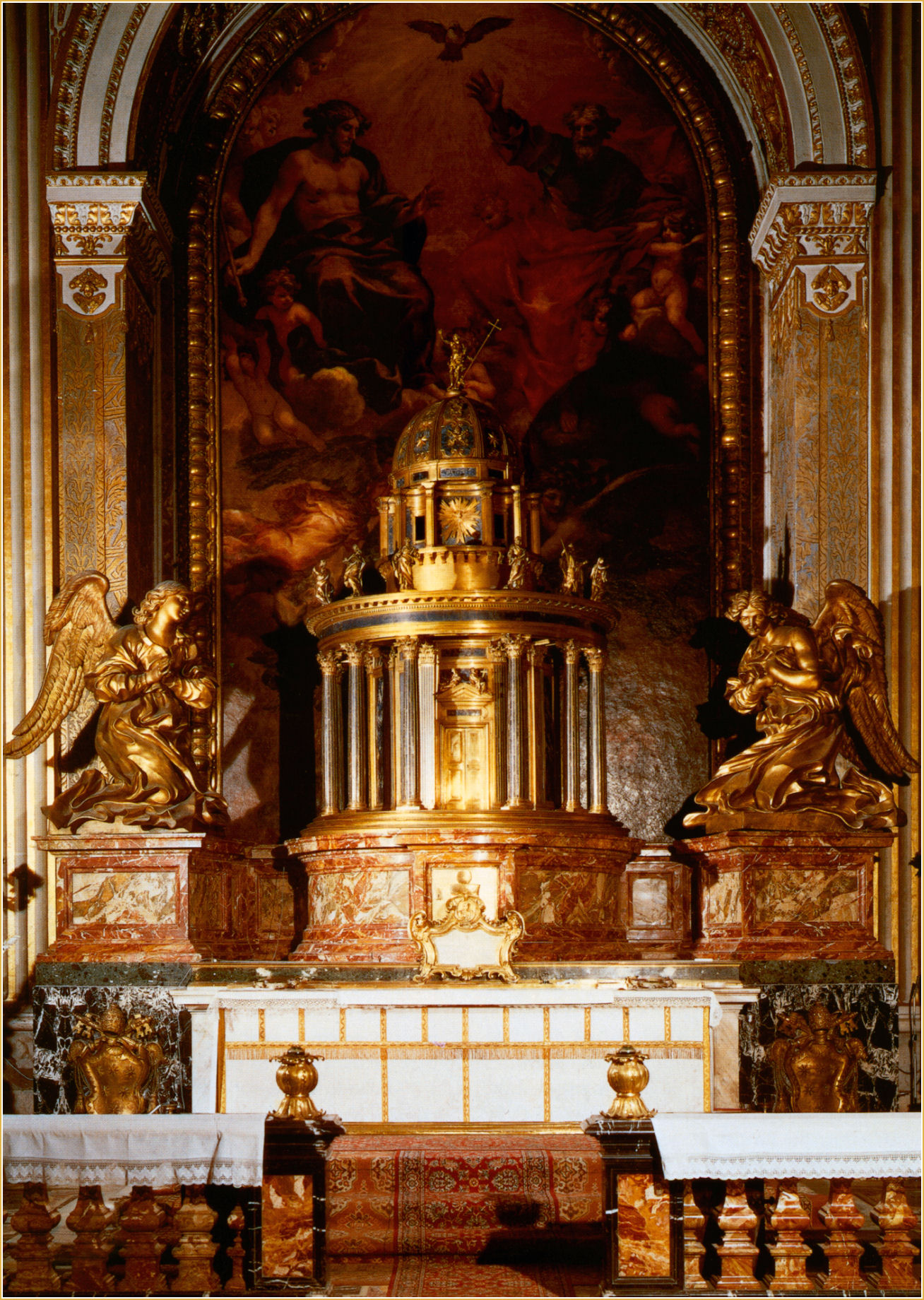 BLESSED SACRBLESSED SACRAMENT ALTAR WITH ANGELS AND TRINITY